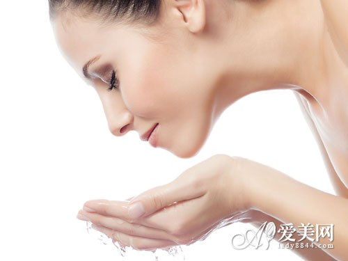美容護膚：9個洗臉誤區加速面部皮膚衰老
