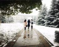 這么美麗的雪景，約上好友，約上朋友（你懂的），一起浪漫下，也是未曾錯過的見證！