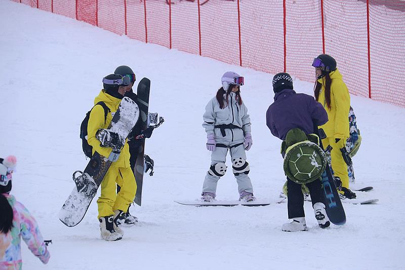 連休9天!多地官宣“雪假” 網友:實名制羨慕